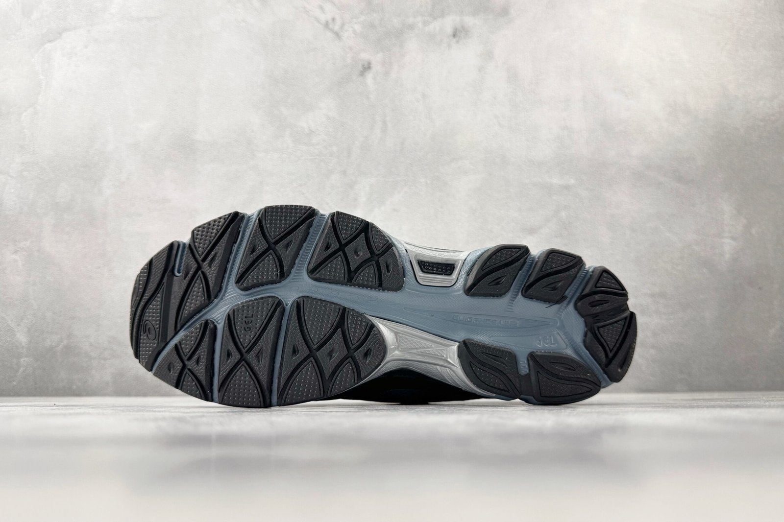 Asics Gel NYC RGD blue black 1203A735-021 - Image 4