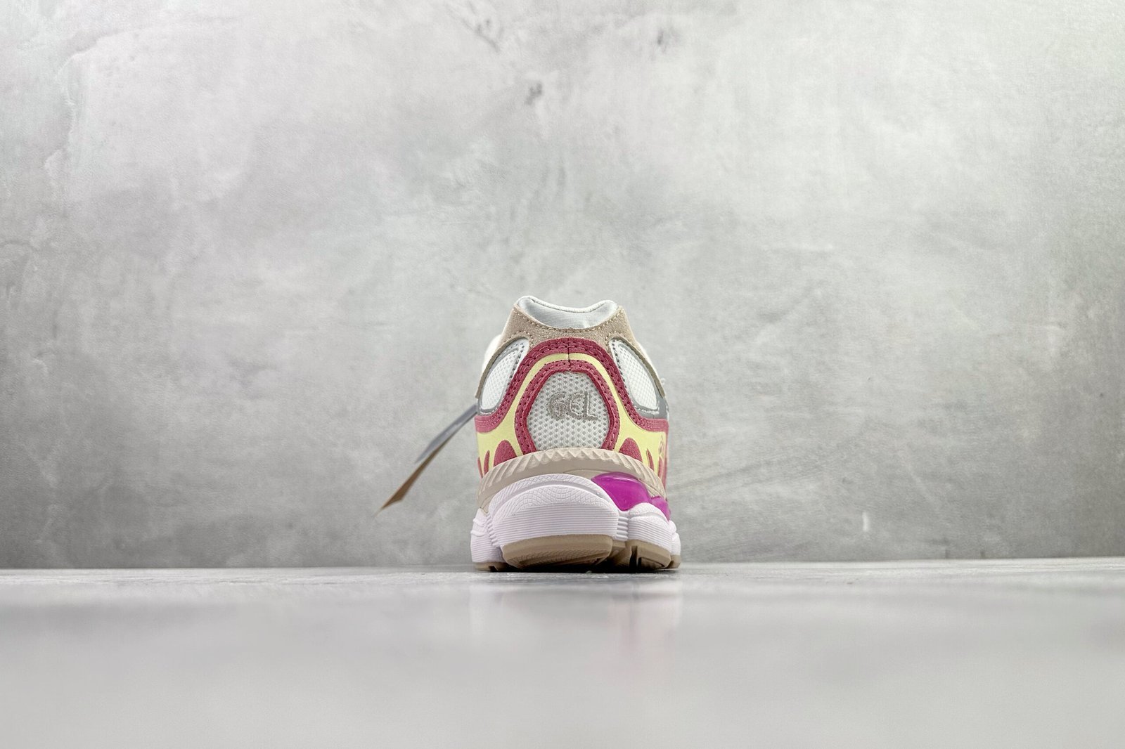 Asics GEL-NYC beige pink 1203A383-104 - Image 7