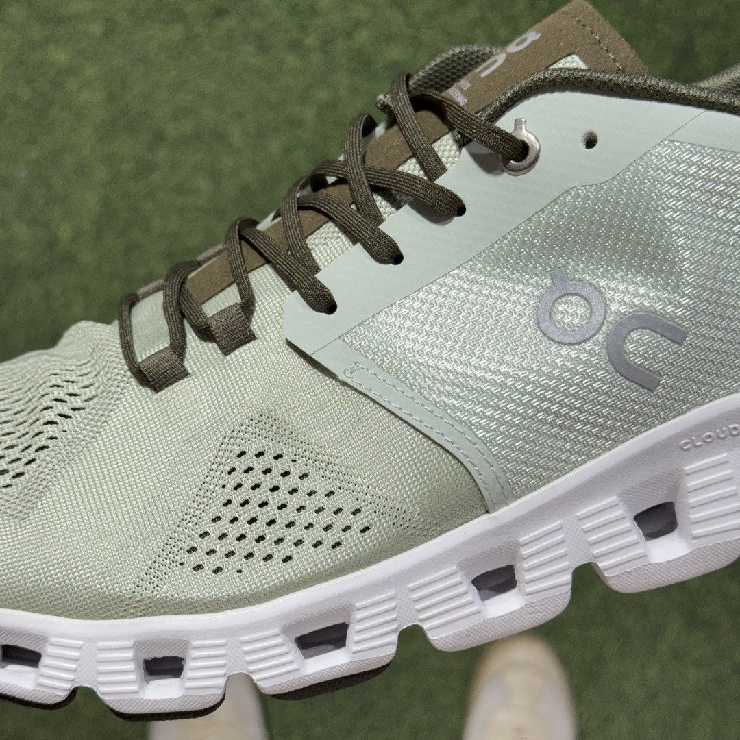 On Cloud 5 comfortable all-match shock-absorbing non-slip wear-resistant breathable low-top carbon plate running shoes - Image 8
