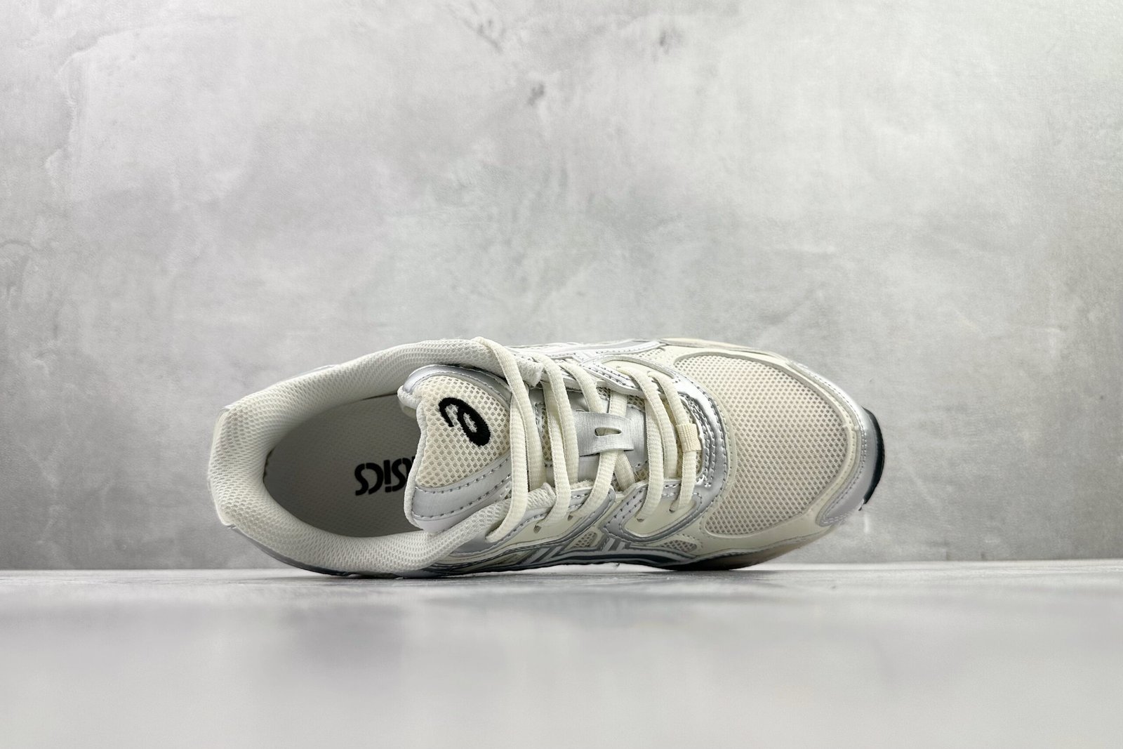 Asics GEL-NYC silver yellow 1203A805-101 - Image 3