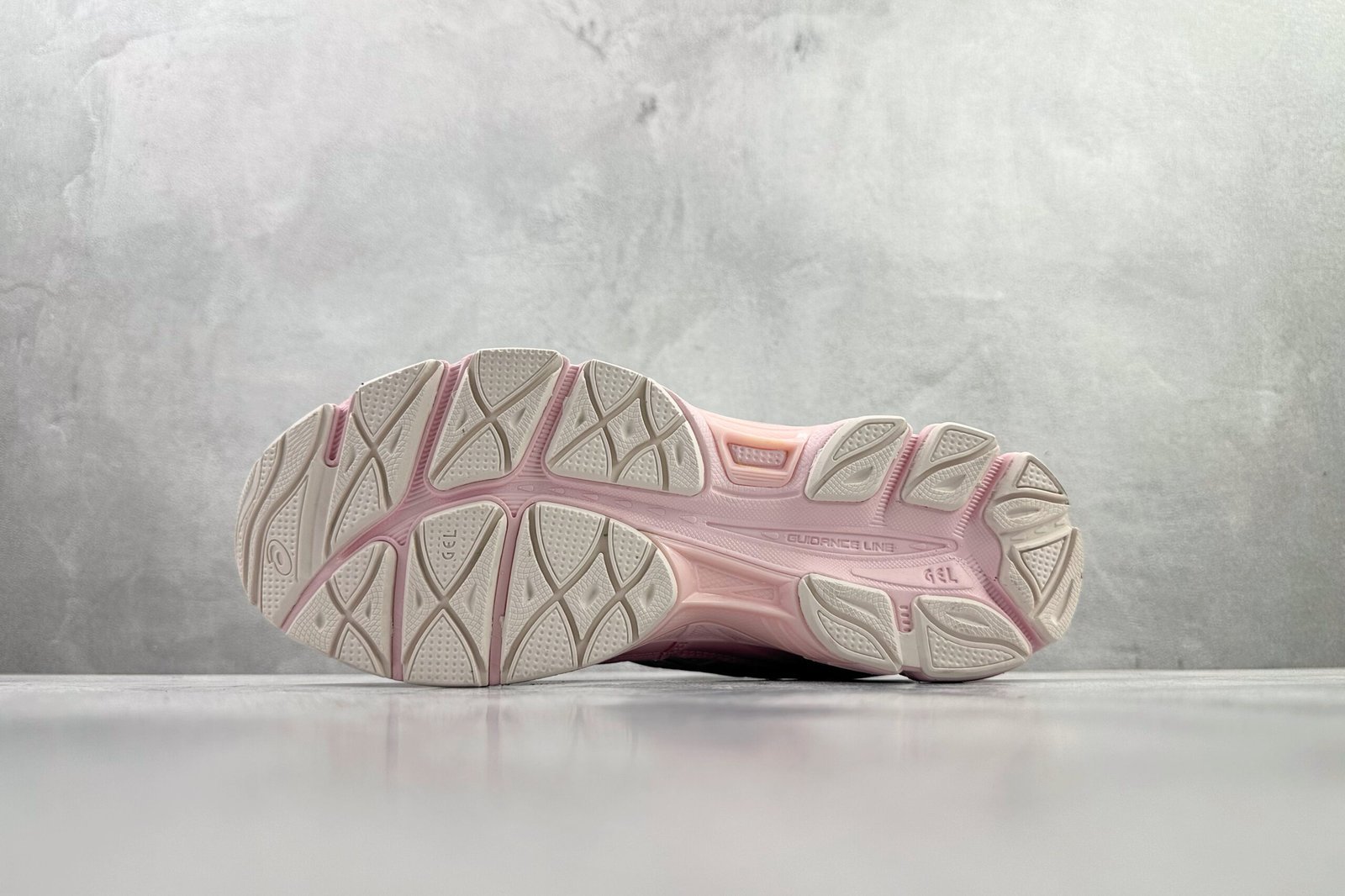 KICKI YANG ZHANG x Asics GEL-NYC silver pink 1203A571-100 - Image 4
