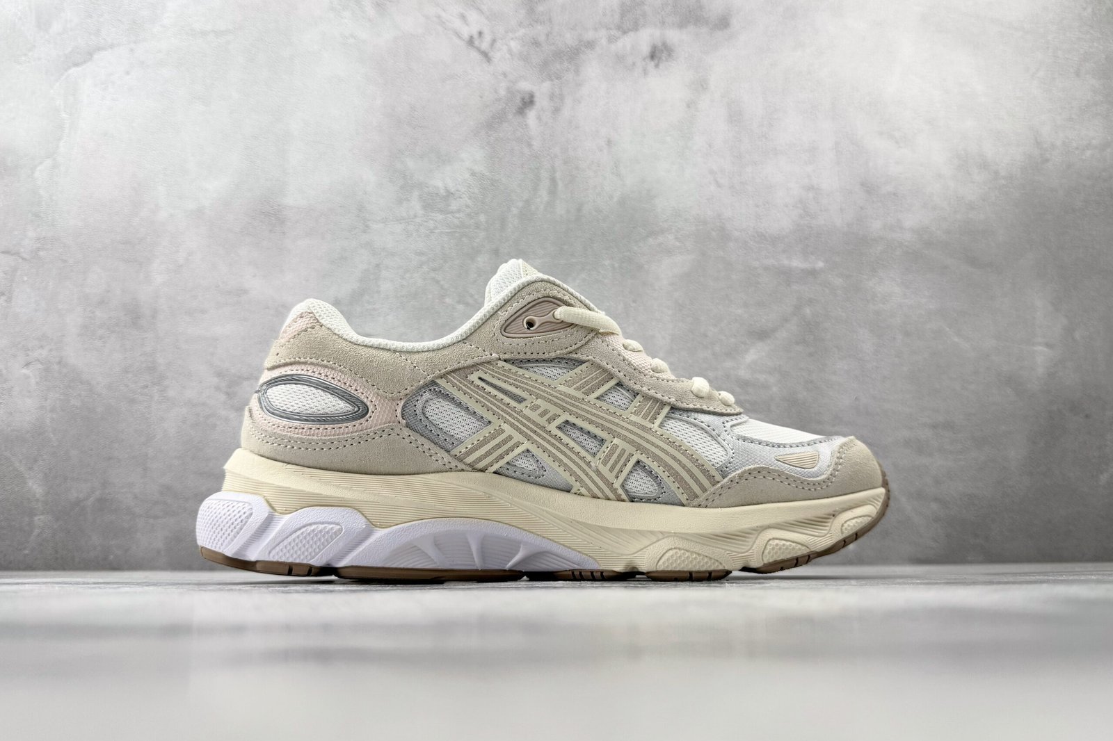ASICS Gel-NYC 2.0 beige 1203A895-101 - Image 2