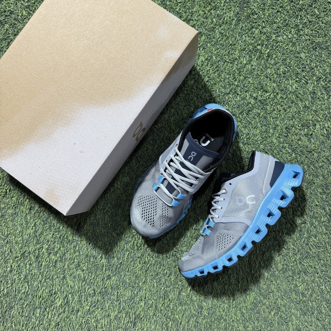 On Cloud 5 comfortable all-match shock-absorbing non-slip wear-resistant breathable low-top carbon plate running shoes - Image 9