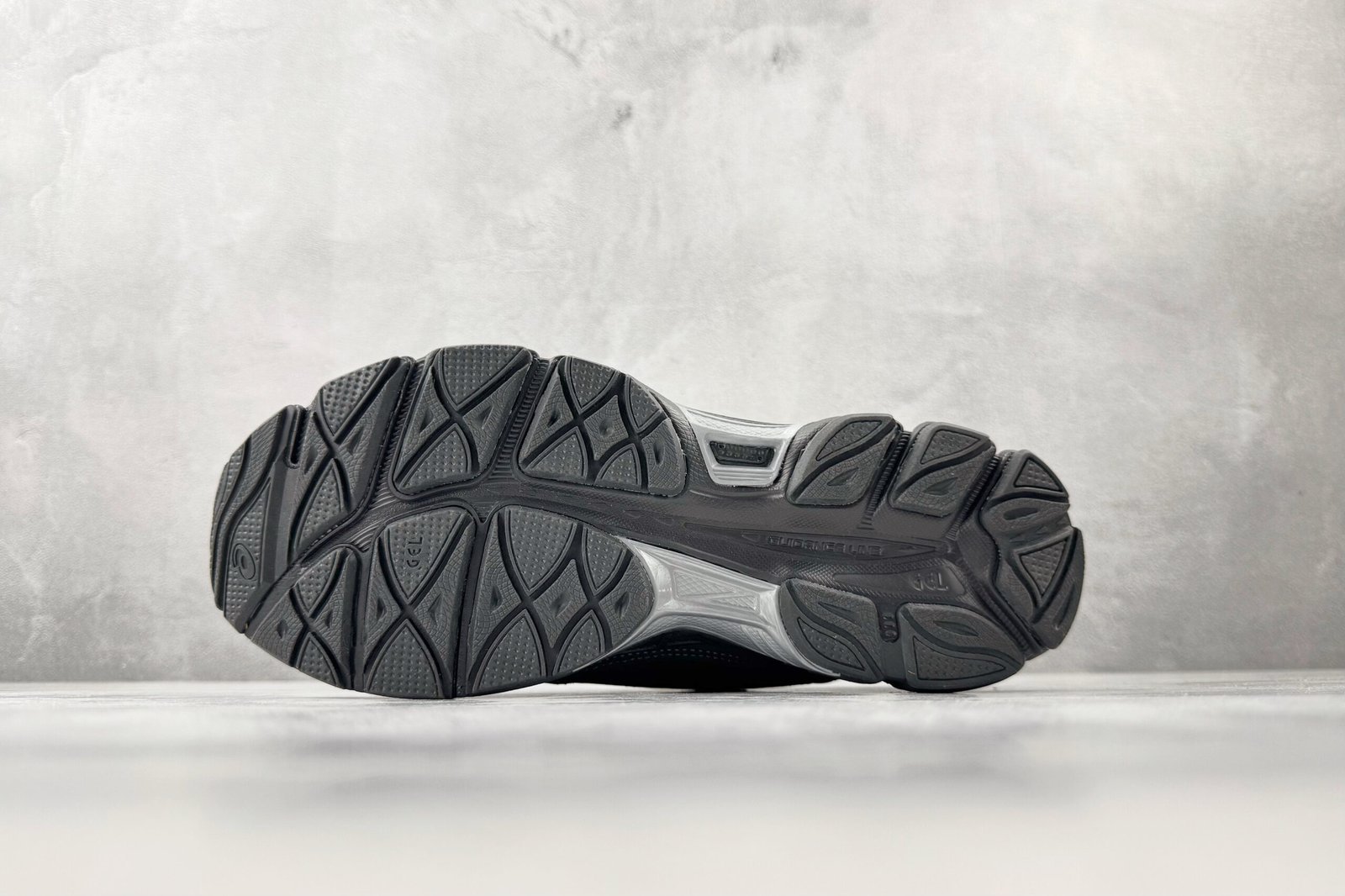Asics Gel NYC RGD black 1203A735-001 - Image 4