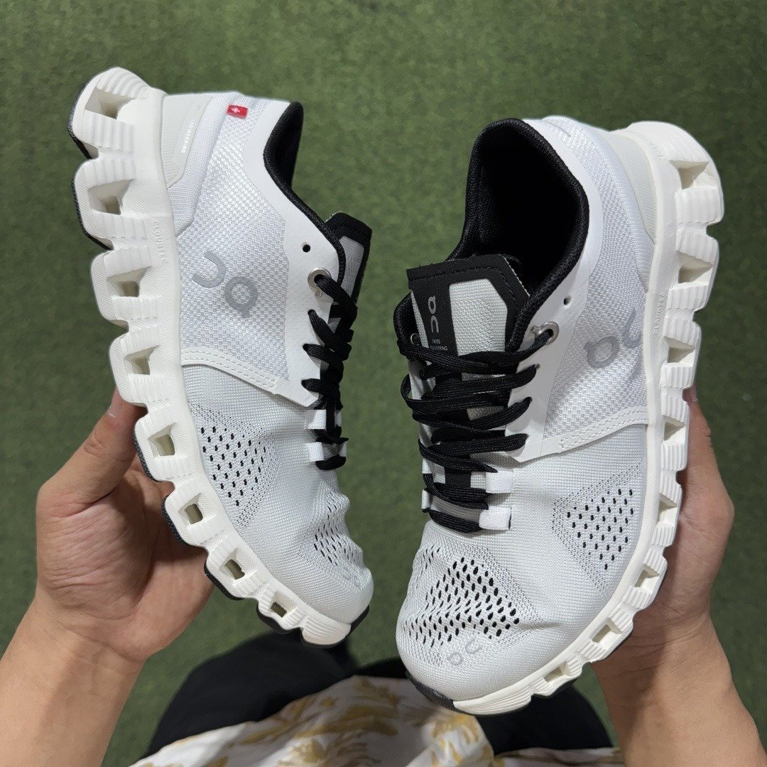 On Cloud 5 comfortable all-match shock-absorbing non-slip wear-resistant breathable low-top carbon plate running shoes - Image 4