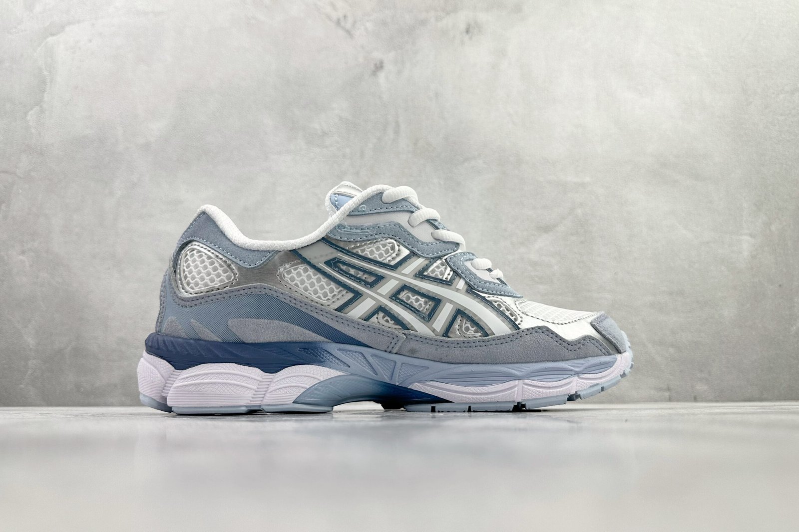 ASICS GEL-NYC White Blue 1203A 975 100 - Image 2