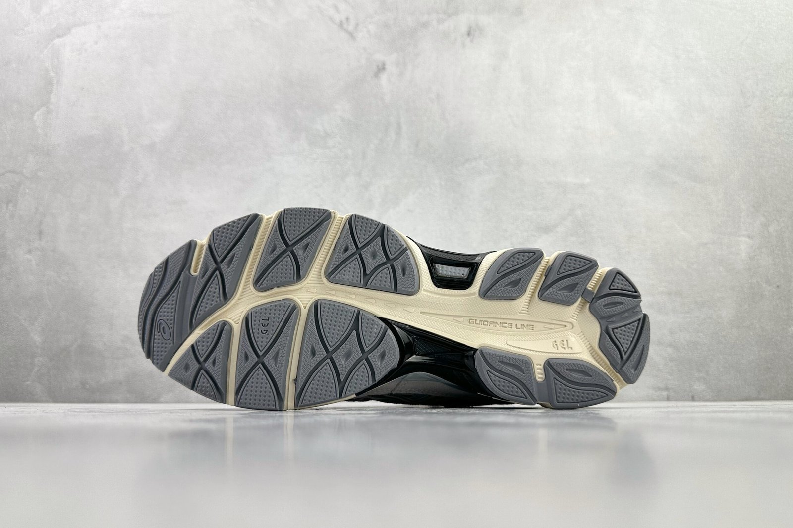 ASICS GEL-NYC “Black/Piedmont Grey” gray Black 1203A383-004 - Image 4