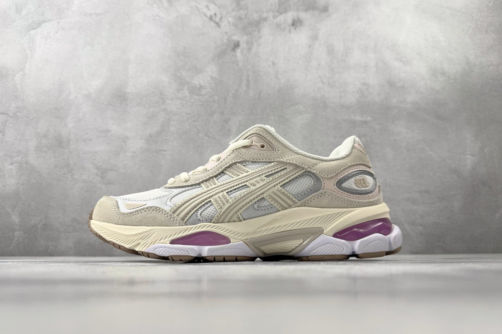 ASICS Gel-NYC 2.0 beige 1203A895-101