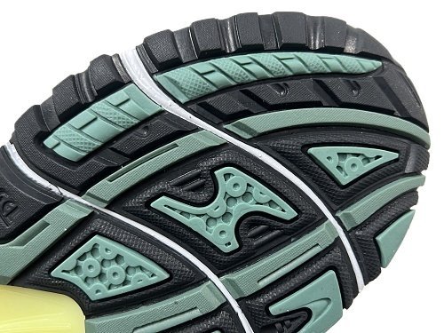 ASICS 1201A019-107 silver Green - Image 9