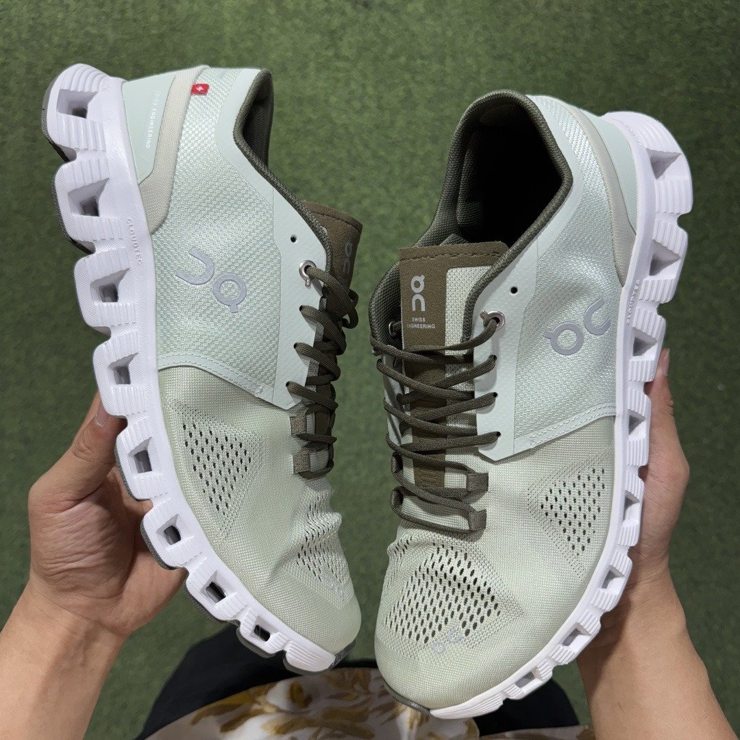 On Cloud 5 comfortable all-match shock-absorbing non-slip wear-resistant breathable low-top carbon plate running shoes - Image 5