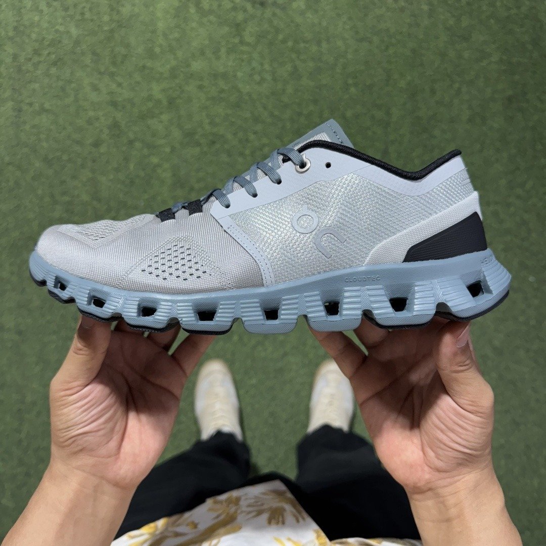 On Cloud 5 comfortable all-match shock-absorbing non-slip wear-resistant breathable low-top carbon plate running shoes - Image 3