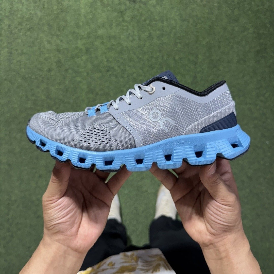 On Cloud 5 comfortable all-match shock-absorbing non-slip wear-resistant breathable low-top carbon plate running shoes - Image 2