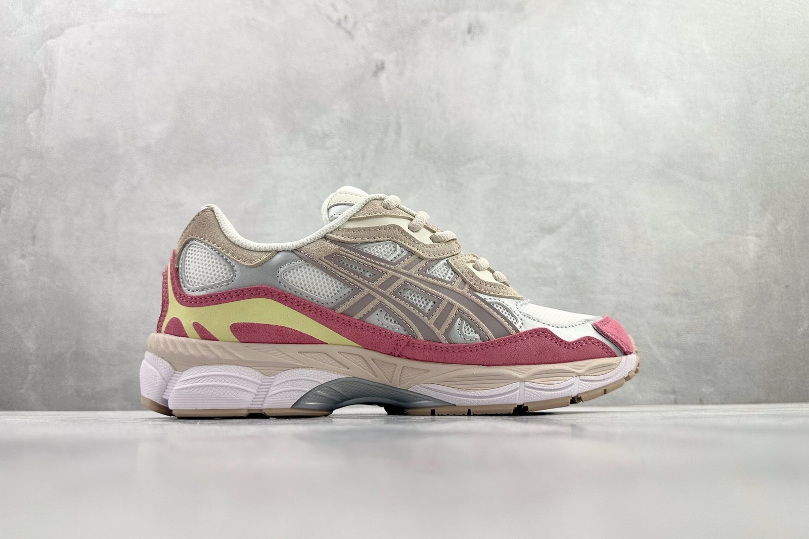 Asics GEL-NYC beige pink 1203A383-104 - Image 2