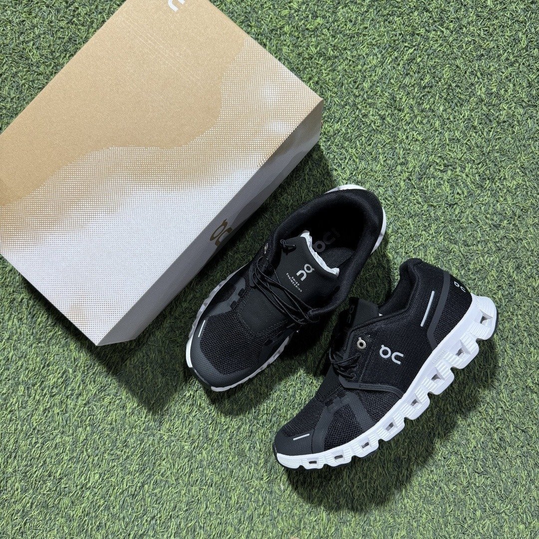 On Cloud 5 comfortable all-match shock-absorbing non-slip wear-resistant breathable low-top carbon plate running shoes - Image 9