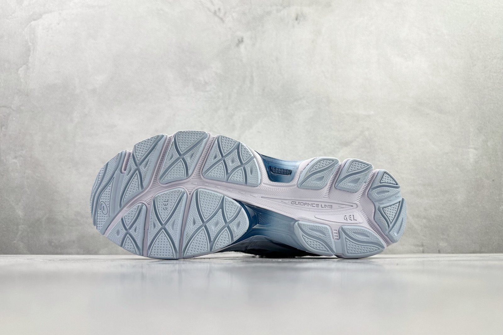 ASICS GEL-NYC White Blue 1203A 975 100 - Image 4
