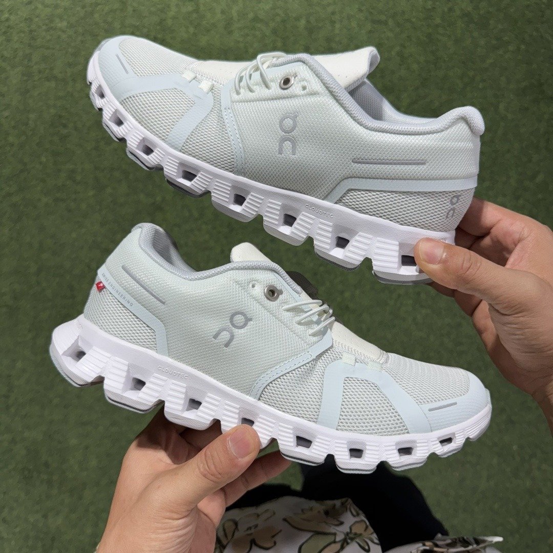 On Cloud 5 comfortable all-match shock-absorbing non-slip wear-resistant breathable low-top carbon plate running shoes