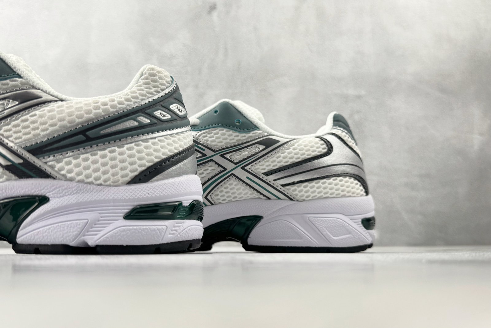 ASICS Gel-1130 White green 1201A256-121 - Image 7