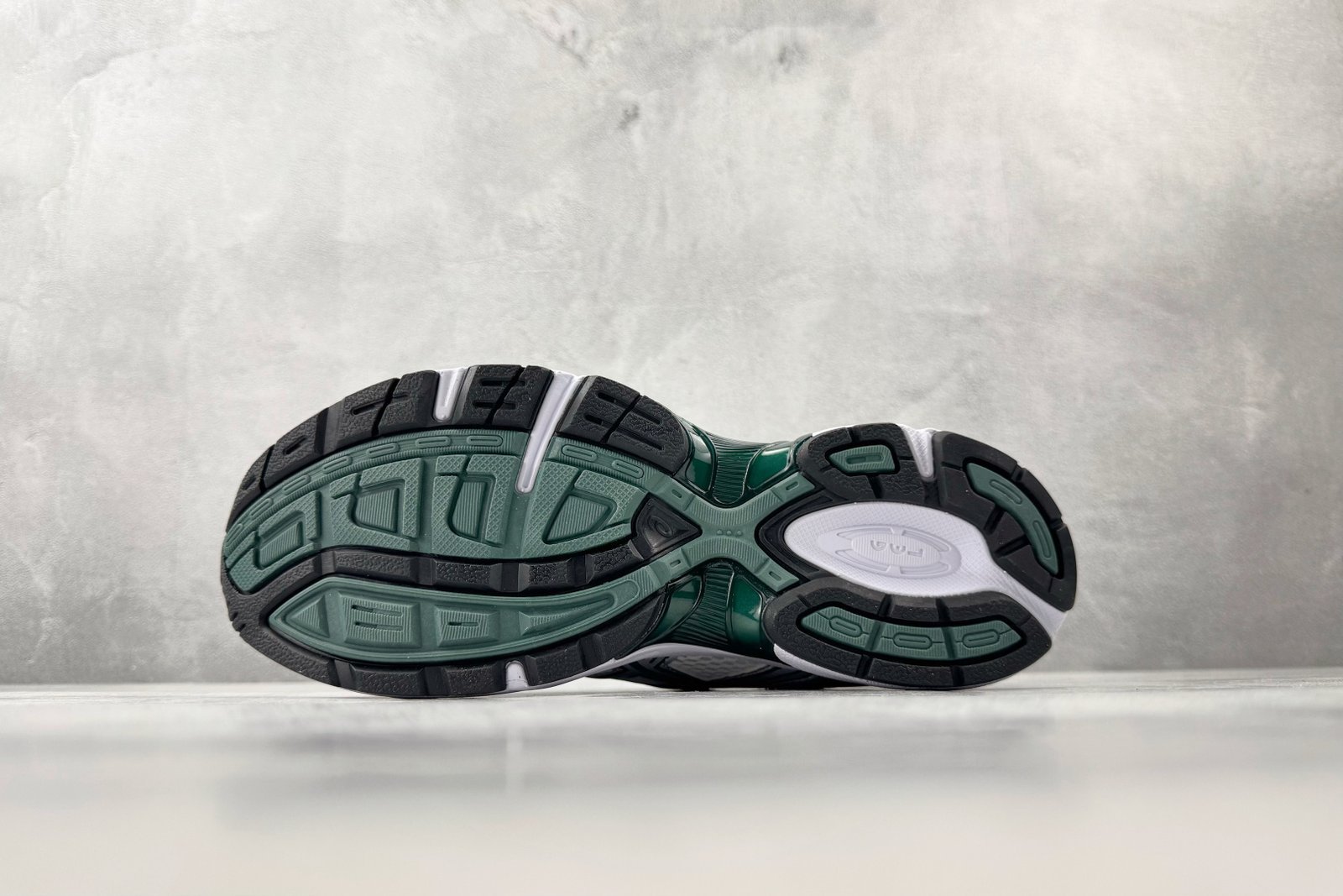 ASICS Gel-1130 White green 1201A256-121 - Image 4