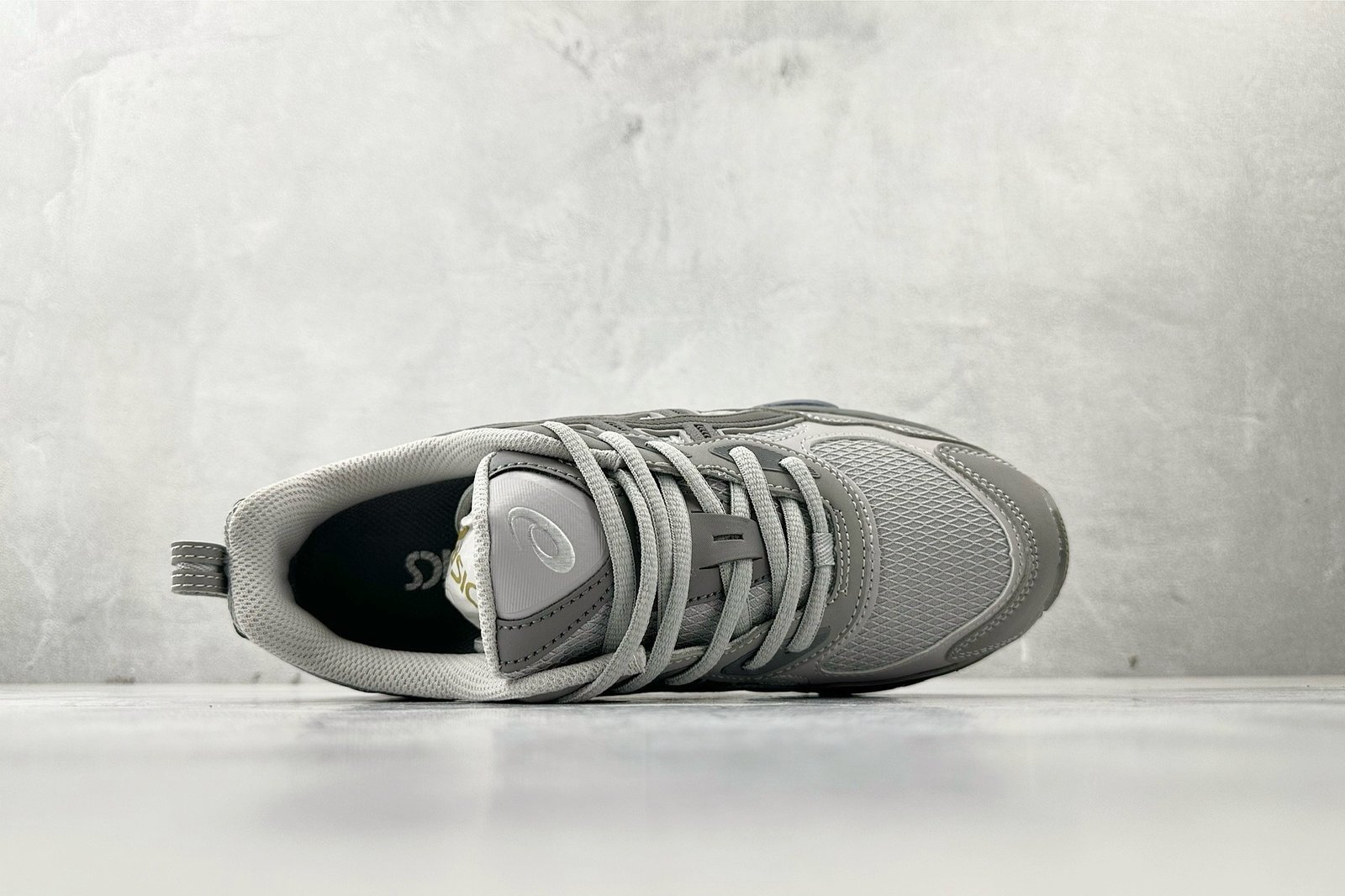 ASICS GEL-NYC gray 1203A735-020 - Image 3